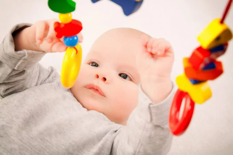 Best Toys For Hand-Eye Coordination In Infants
